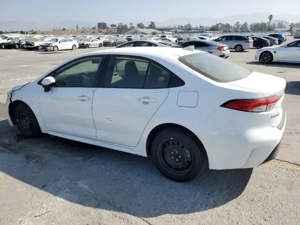 JTDBCMFEXRJ030821 2024 TOYOTA COROLLA - Image 2