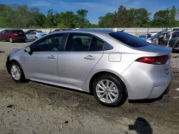 JTDBCMFEXRJ033315 2024 TOYOTA COROLLA - Image 2
