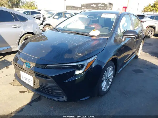 JTDBCMFEXS3099275 2025 TOYOTA COROLLA - Image 2