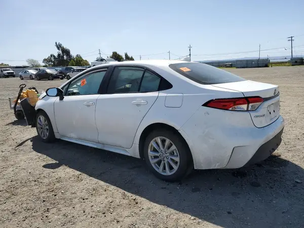 JTDBCMFEXSJ039685 2025 TOYOTA COROLLA - Image 2