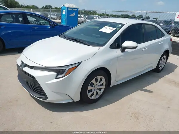 JTDBCMFEXSJ045616 2025 TOYOTA COROLLA - Image 2