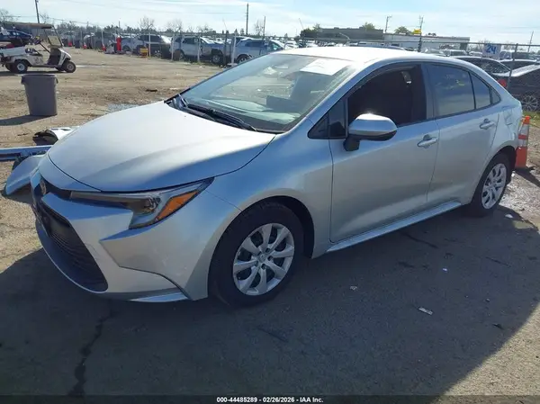 JTDBCMFEXT3115007 2026 TOYOTA COROLLA - Image 2