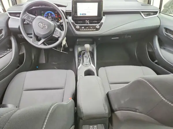 JTDBCMFEXT3147584 2026 TOYOTA COROLLA - Image 8