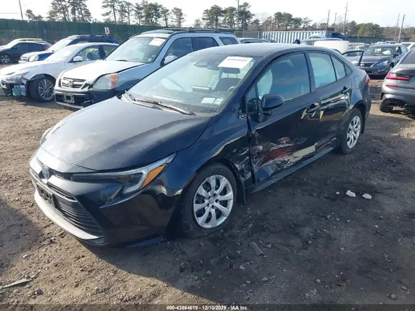 JTDBDMHE0R3011483 2024 TOYOTA COROLLA - Image 2