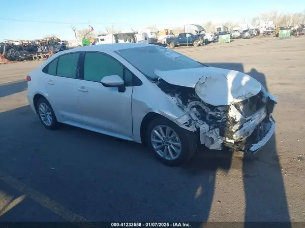 JTDBDMHE0R3015419 2024 TOYOTA COROLLA - Image 1