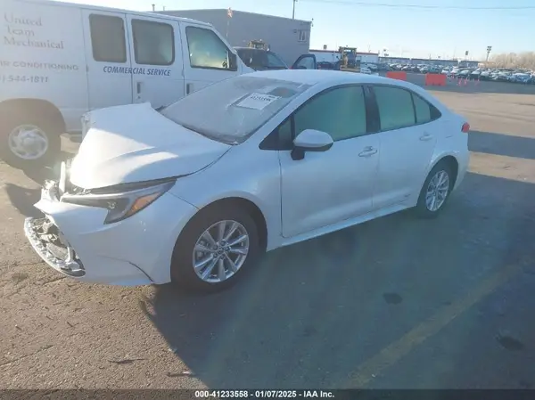 JTDBDMHE0R3015419 2024 TOYOTA COROLLA - Image 2