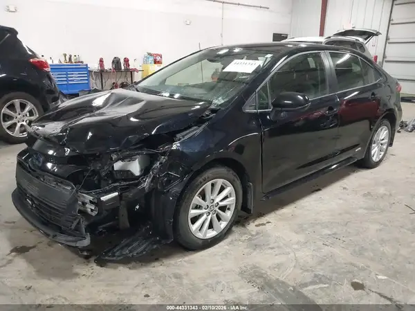 JTDBDMHE0RJ004965 2024 TOYOTA COROLLA - Image 2