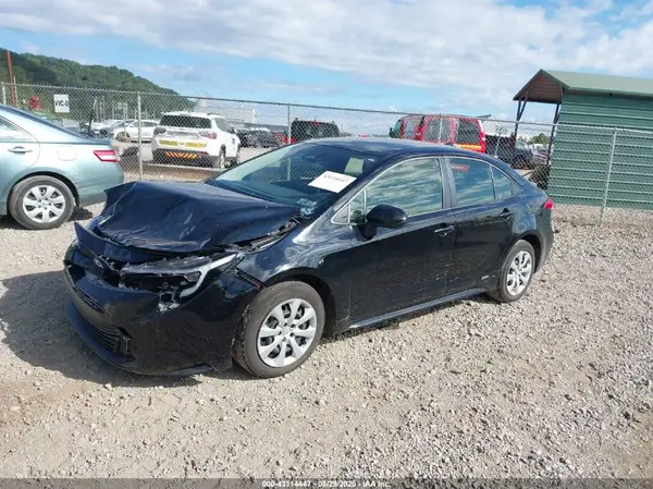 JTDBDMHE0SJ012425 2025 TOYOTA COROLLA - Image 2