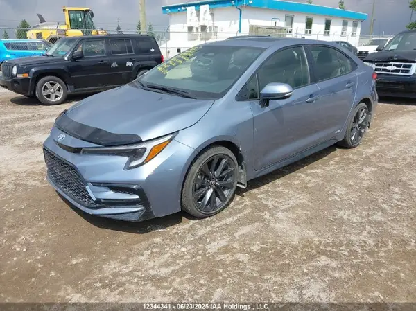 JTDBDMHE1PJ002784 2023 TOYOTA COROLLA - Image 2