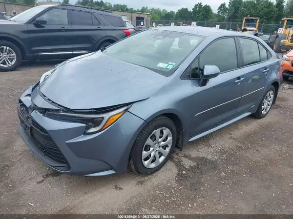 JTDBDMHE1PJ002915 2023 TOYOTA COROLLA - Image 2