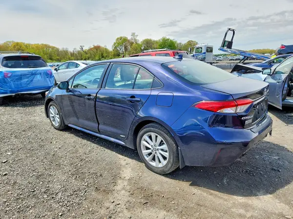 JTDBDMHE1T3029952 2026 TOYOTA COROLLA - Image 2