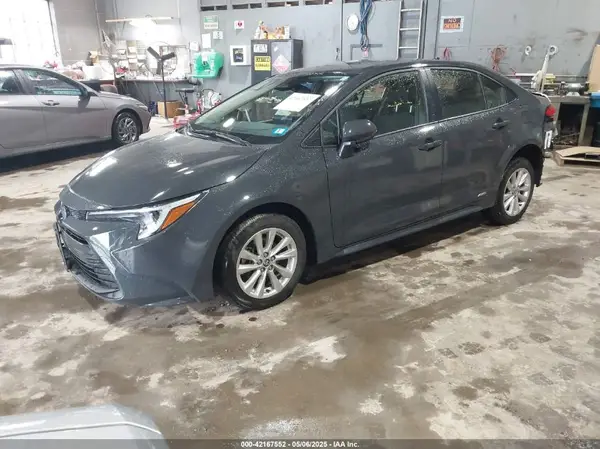 JTDBDMHE2R3015910 2024 TOYOTA COROLLA - Image 2