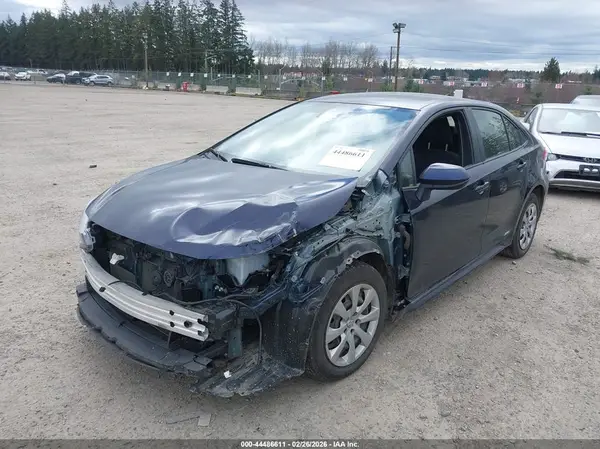 JTDBDMHE2RJ004692 2024 TOYOTA COROLLA - Image 2