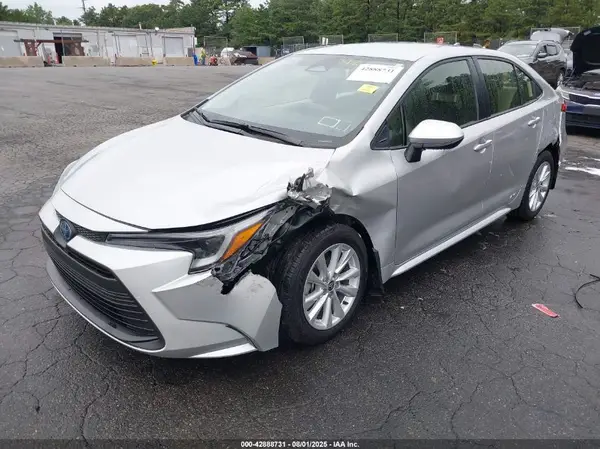 JTDBDMHE2SJ012927 2025 TOYOTA COROLLA - Image 2