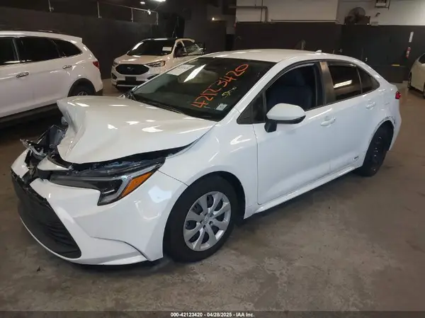 JTDBDMHE3P3003472 2023 TOYOTA COROLLA - Image 2