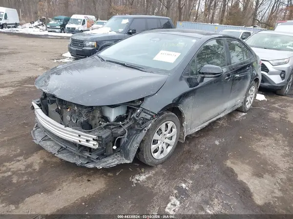 JTDBDMHE3PJ003564 2023 TOYOTA COROLLA - Image 2