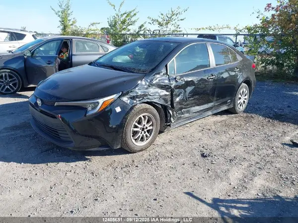 JTDBDMHE3R3012255 2024 TOYOTA COROLLA - Image 2