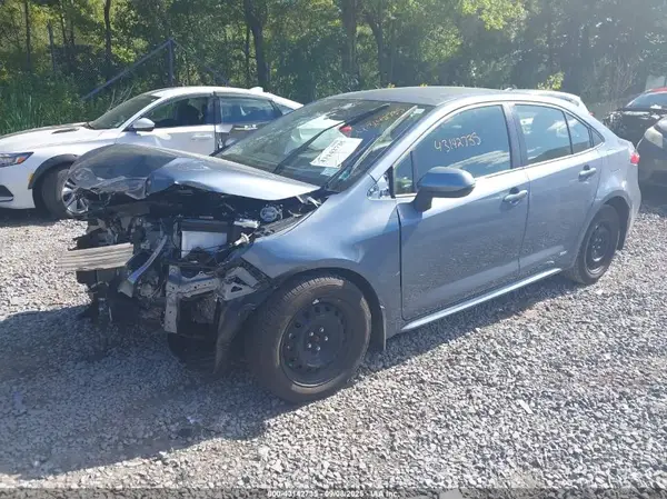 JTDBDMHE3R3013602 2024 TOYOTA COROLLA - Image 2