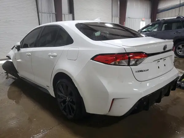 JTDBDMHE3RJ008279 2024 TOYOTA COROLLA - Image 2