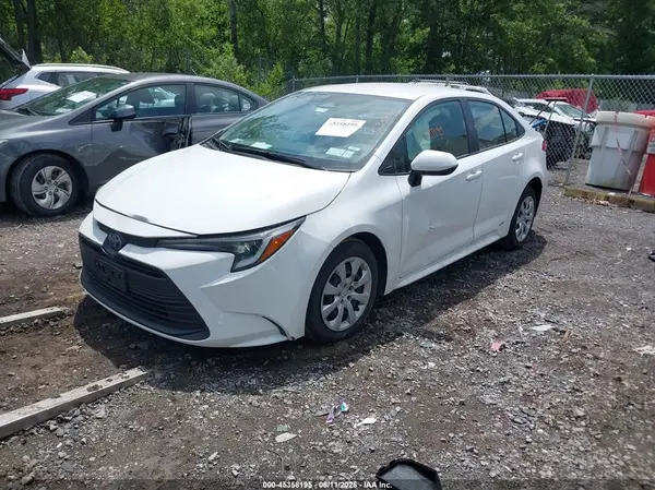 JTDBDMHE4R3014936 2024 TOYOTA COROLLA - Image 2