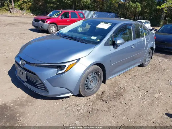 JTDBDMHE4RJ007190 2024 TOYOTA COROLLA - Image 2