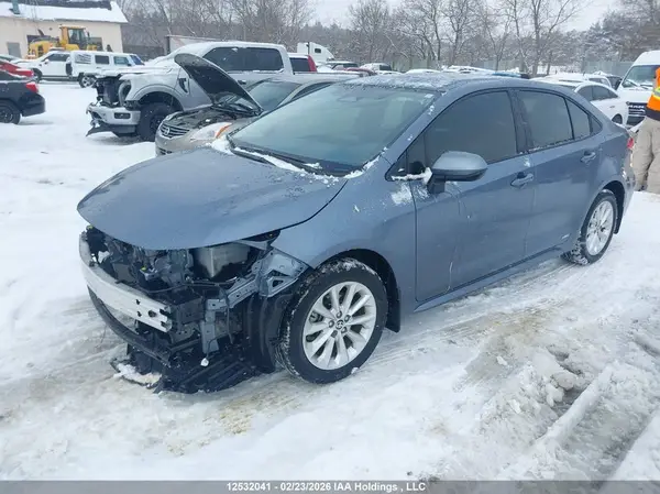 JTDBDMHE4S3026266 2025 TOYOTA COROLLA - Image 2