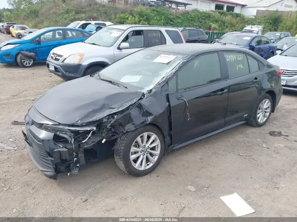 JTDBDMHE5P3002811 2023 TOYOTA COROLLA - Image 2