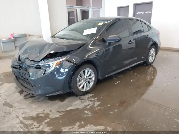 JTDBDMHE5R3010698 2024 TOYOTA COROLLA - Image 2