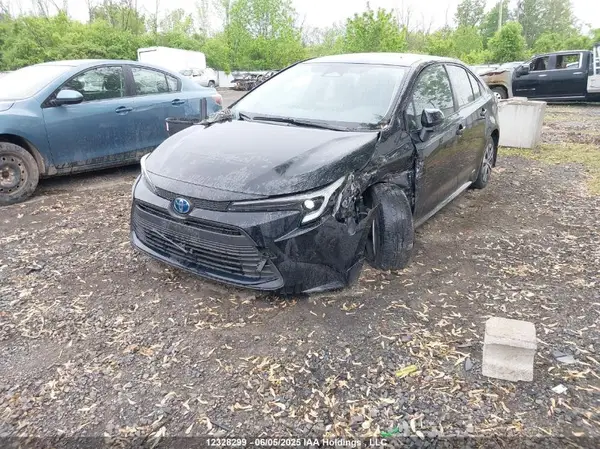 JTDBDMHE6P3003840 2023 TOYOTA COROLLA - Image 2