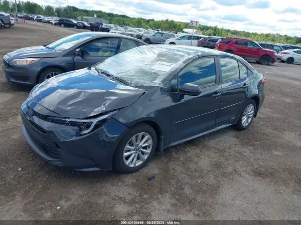 JTDBDMHE6R3009690 2024 TOYOTA COROLLA - Image 2