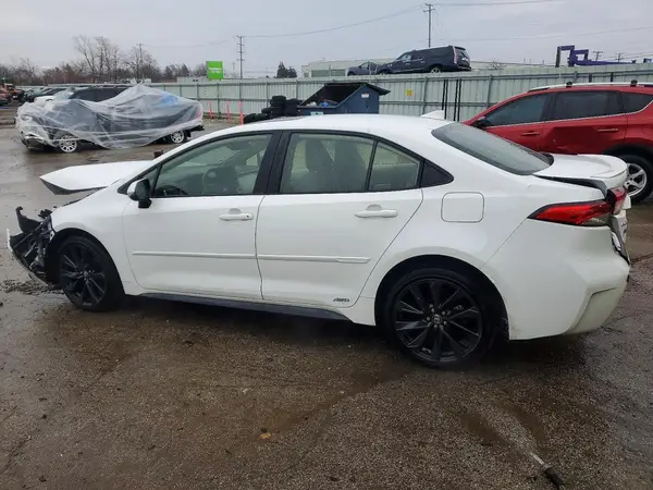 JTDBDMHE6R3013142 2024 TOYOTA COROLLA - Image 2
