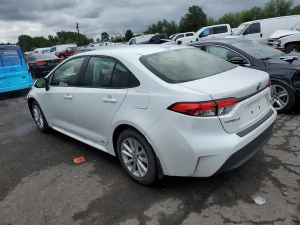 JTDBDMHE6R3015182 2024 TOYOTA COROLLA - Image 2