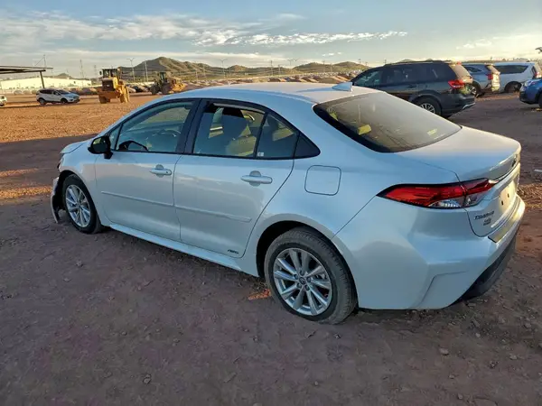 JTDBDMHE6S3018380 2025 TOYOTA COROLLA - Image 2