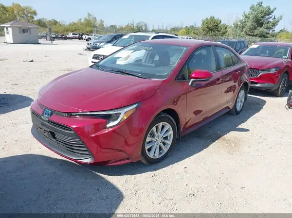 JTDBDMHE6S3020212 2025 TOYOTA COROLLA - Image 2