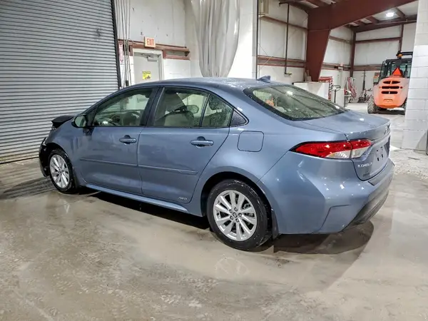 JTDBDMHE6S3020727 2025 TOYOTA COROLLA - Image 2