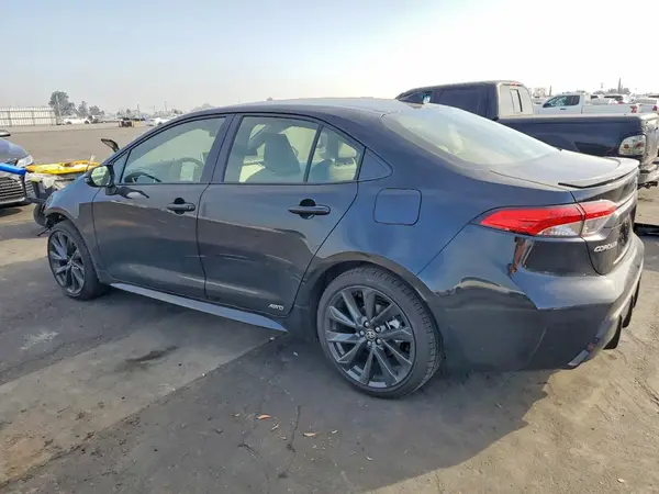 JTDBDMHE6T3027503 2026 TOYOTA COROLLA - Image 2