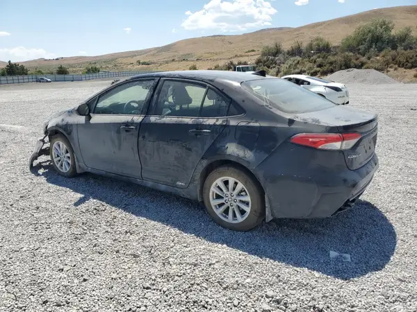 JTDBDMHE7R3015966 2024 TOYOTA COROLLA - Image 2