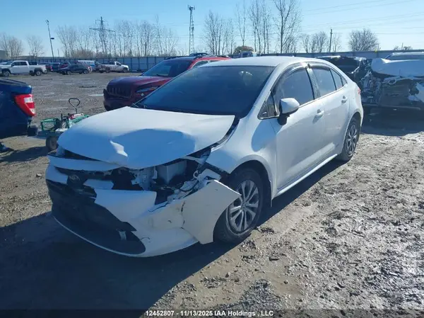 JTDBDMHE8PJ003110 2023 TOYOTA COROLLA - Image 2