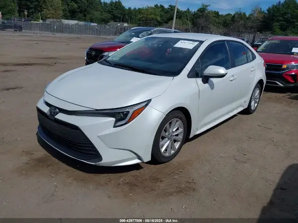 JTDBDMHE8R3009920 2024 TOYOTA COROLLA - Image 2