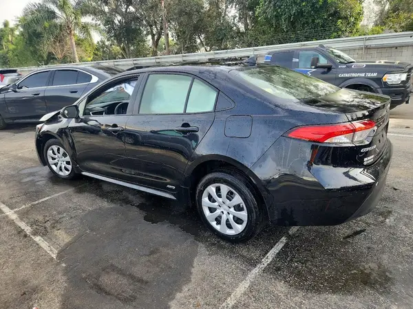 JTDBDMHE8S3021572 2025 TOYOTA COROLLA - Image 2