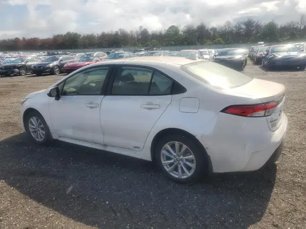 JTDBDMHE9P3000642 2023 TOYOTA COROLLA - Image 2