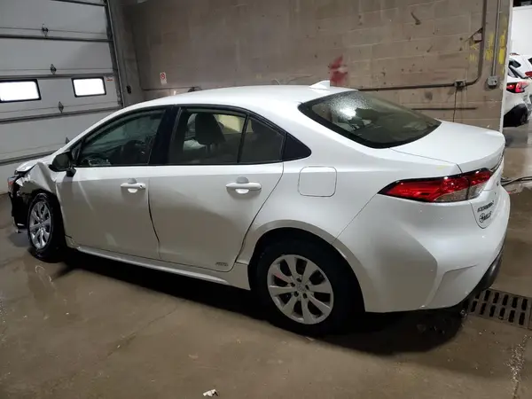 JTDBDMHE9PJ003827 2023 TOYOTA COROLLA - Image 2
