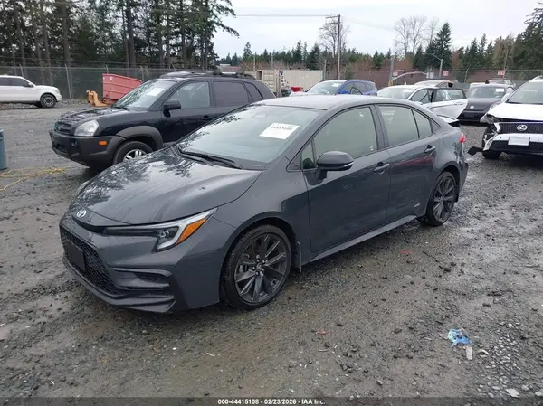JTDBDMHE9R3012390 2024 TOYOTA COROLLA - Image 2