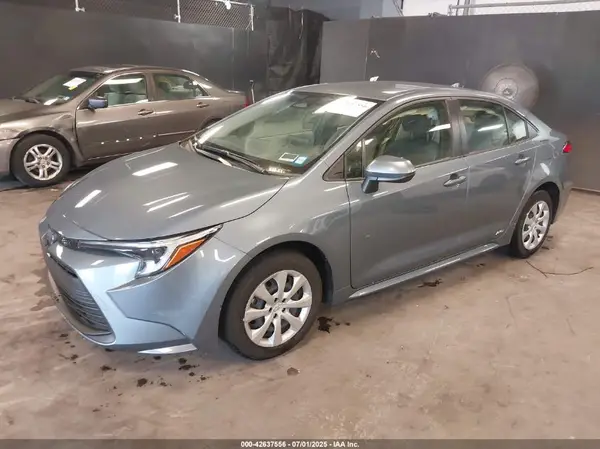 JTDBDMHE9R3012809 2024 TOYOTA COROLLA - Image 2