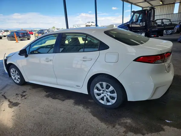JTDBDMHE9S3016672 2025 TOYOTA COROLLA - Image 2