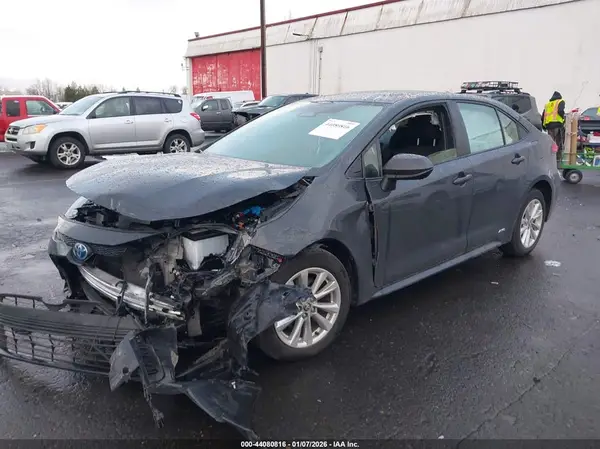 JTDBDMHEXR3010308 2024 TOYOTA COROLLA - Image 2