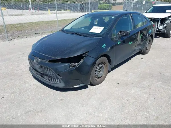 JTDDPMAEXNJ218687 2022 TOYOTA COROLLA - Image 2