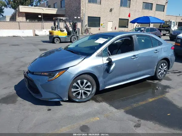 JTDEAMDE0MJ003108 2021 TOYOTA COROLLA - Image 2
