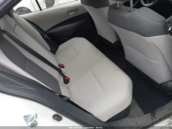 JTDEAMDE0MJ017154 2021 TOYOTA COROLLA - Image 8