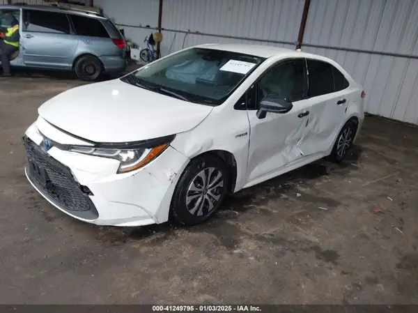 JTDEAMDE0MJ023388 2021 TOYOTA COROLLA - Image 2